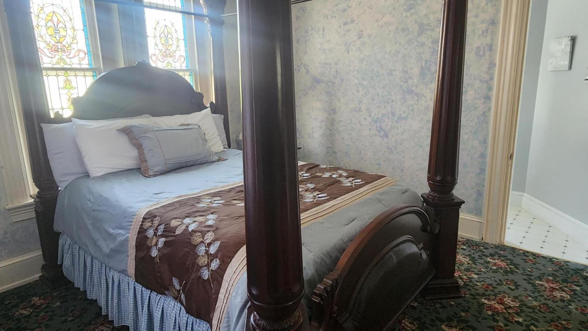 Greystone Manor Bed & Breakfast Bird-in-Hand Eksteriør billede