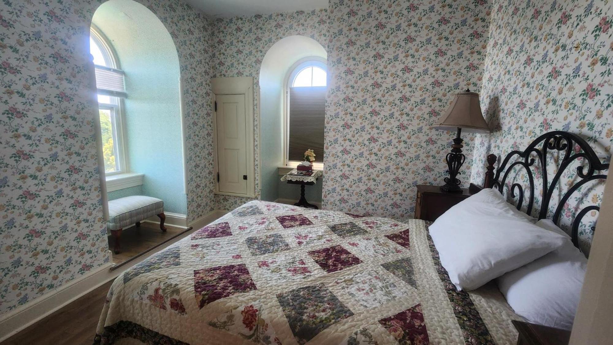 Greystone Manor Bed & Breakfast Bird-in-Hand Eksteriør billede
